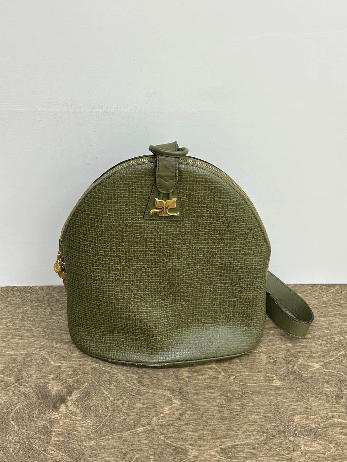 꾸레쥬 숄더백 상품이미지1