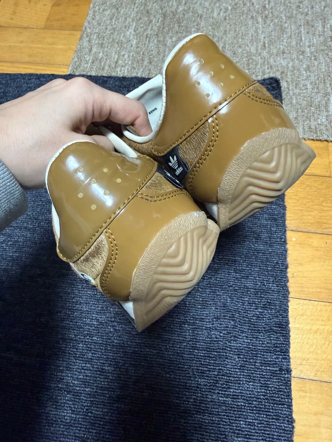 아디다스x송포더뮤트 235 상품이미지5