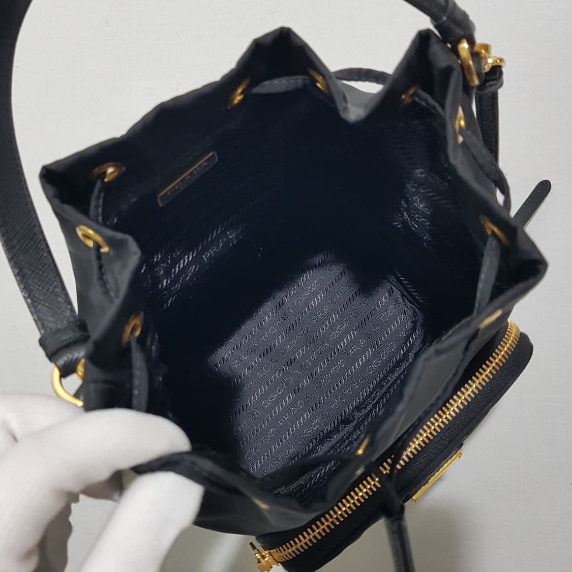 프라다 포코노 버킷백 1BH038  상품이미지10