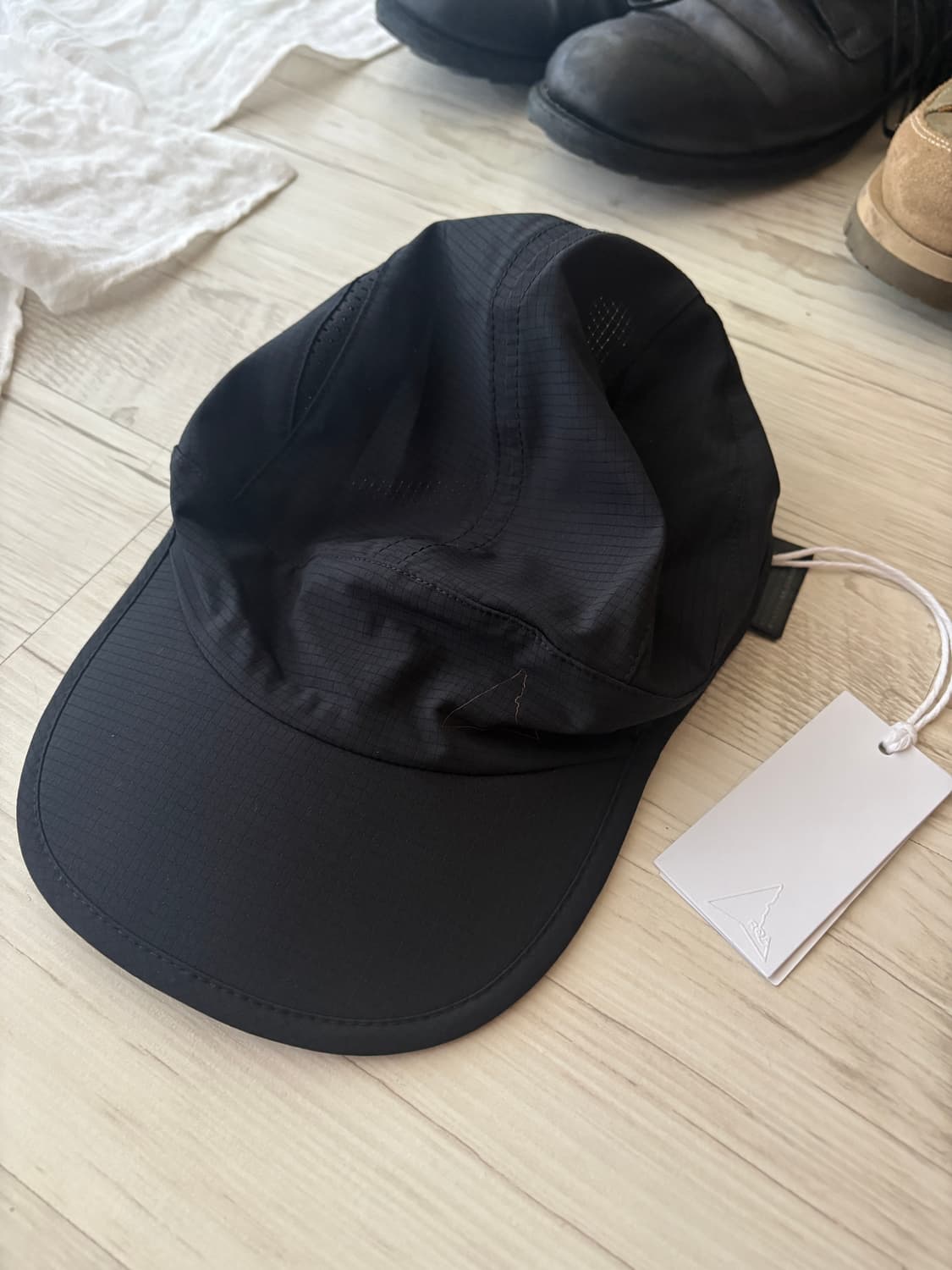 Roa 로아 모자 판매합니다. 상품이미지2