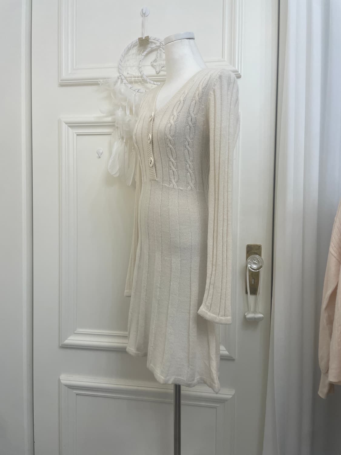 ivory twist point button knit midi opc 상품이미지4