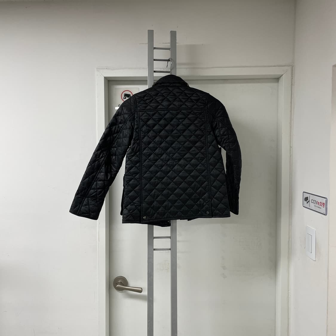 버버리 퀄팅 자켓 블랙 10Y(W) 상품이미지7