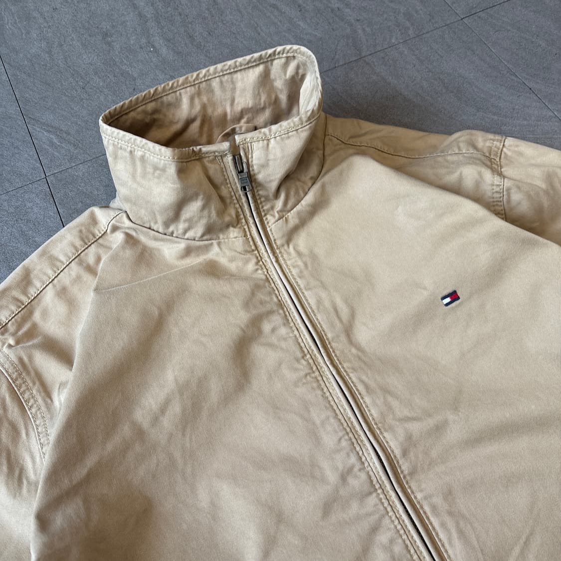 타미힐피거 정품 베이지 스윙톱 자켓 상품이미지4