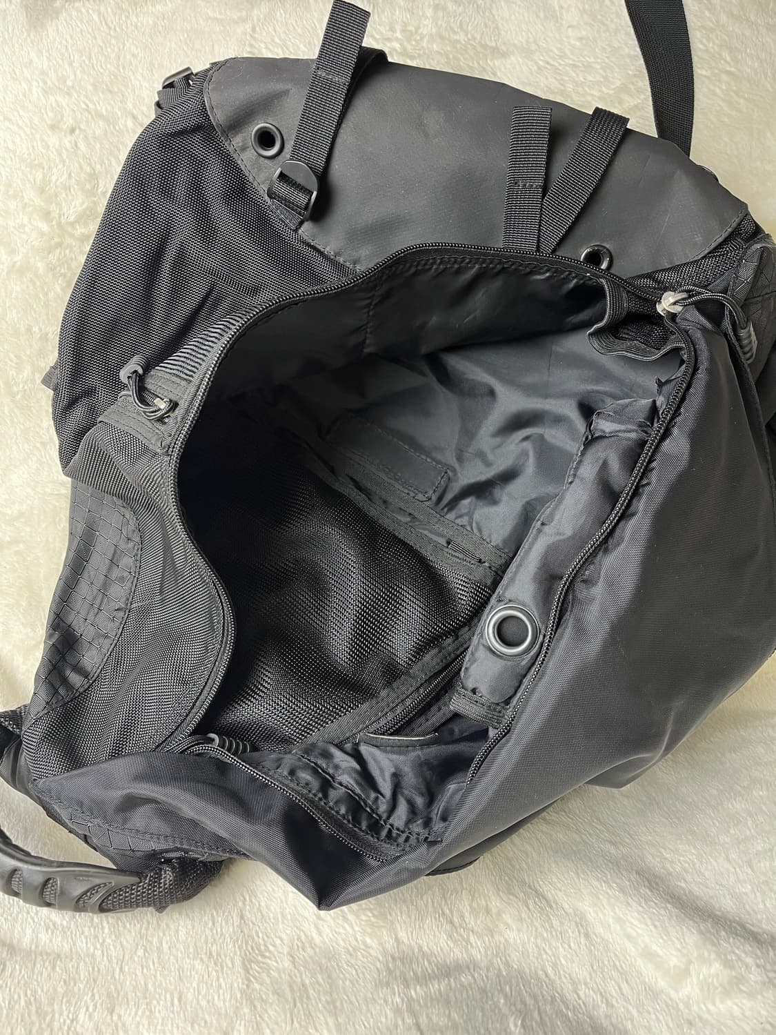 오클리 빈티지 테크니컬 슬링백 상품이미지8