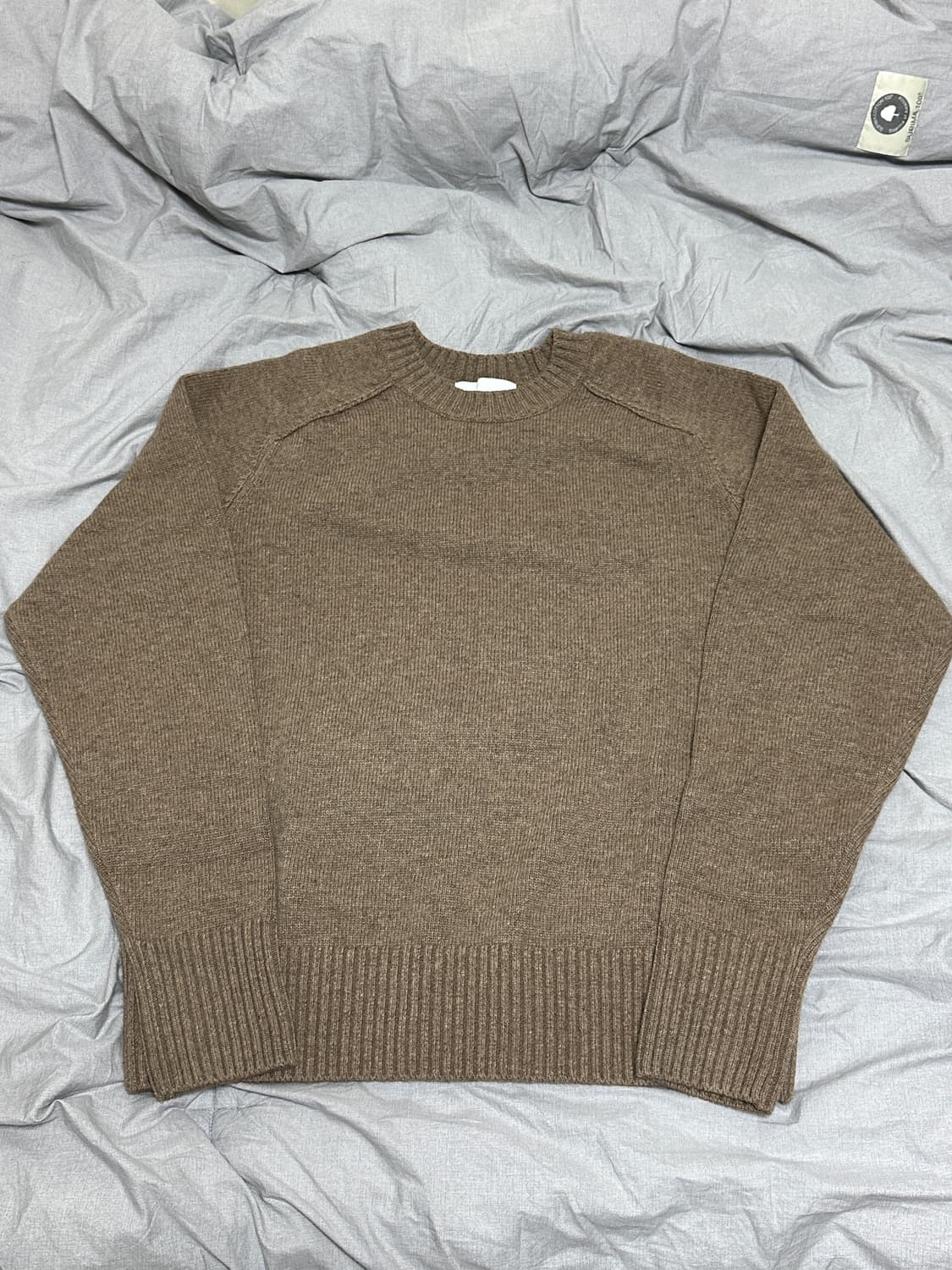 M) 아트이프액츠 핑거홀 니트 베이지  상품이미지1