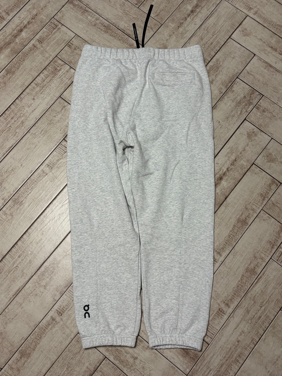 온러닝 클럽팬츠 L 판매 상품이미지2