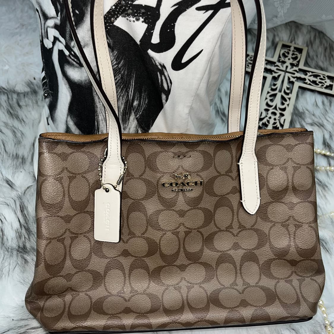 Coach 브라운 크로스백 상품이미지2