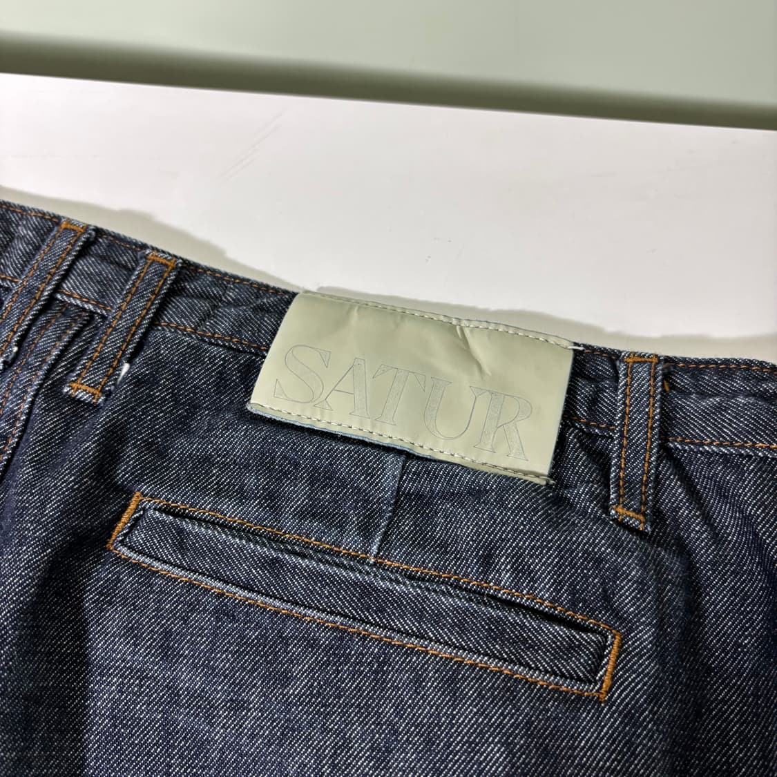 XL 세터 SATUR 인디고 원턱 세미와이드 데님팬츠 상품이미지4