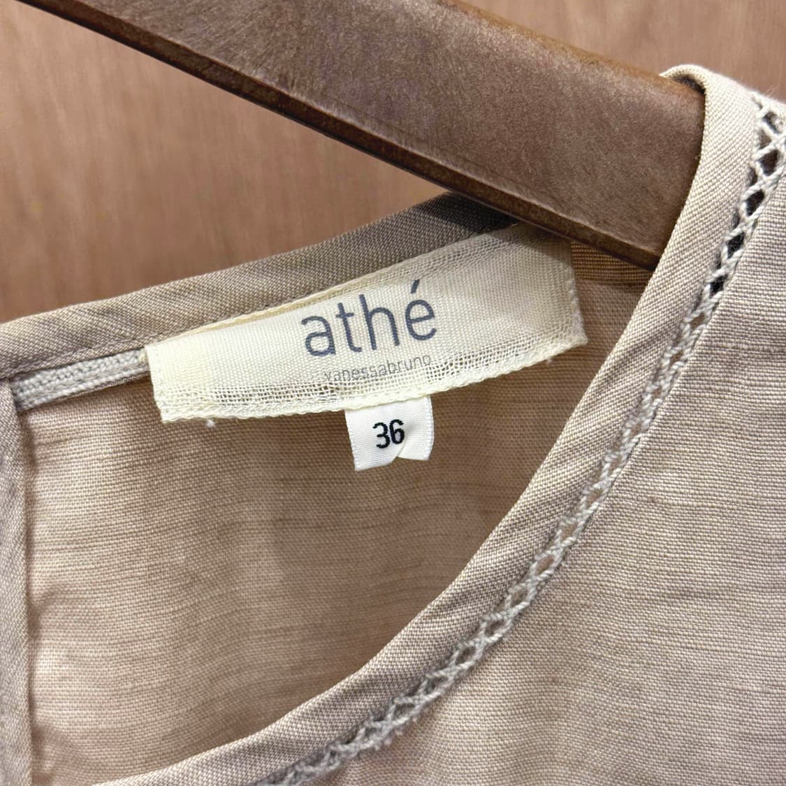 바네사 브루노 퍼프 반팔 원피스 셔링 허리 디테일 베이지 상품이미지7