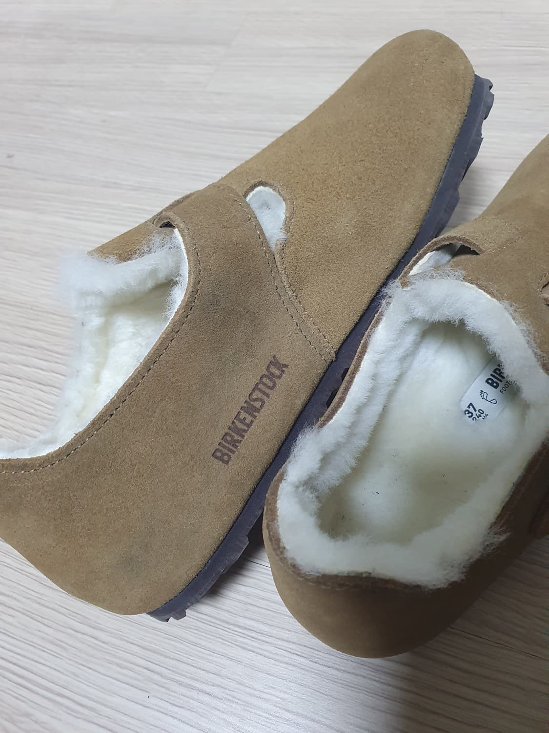 버켄스탁 런던 시어링 스웨이드 슈즈 240 상품이미지8