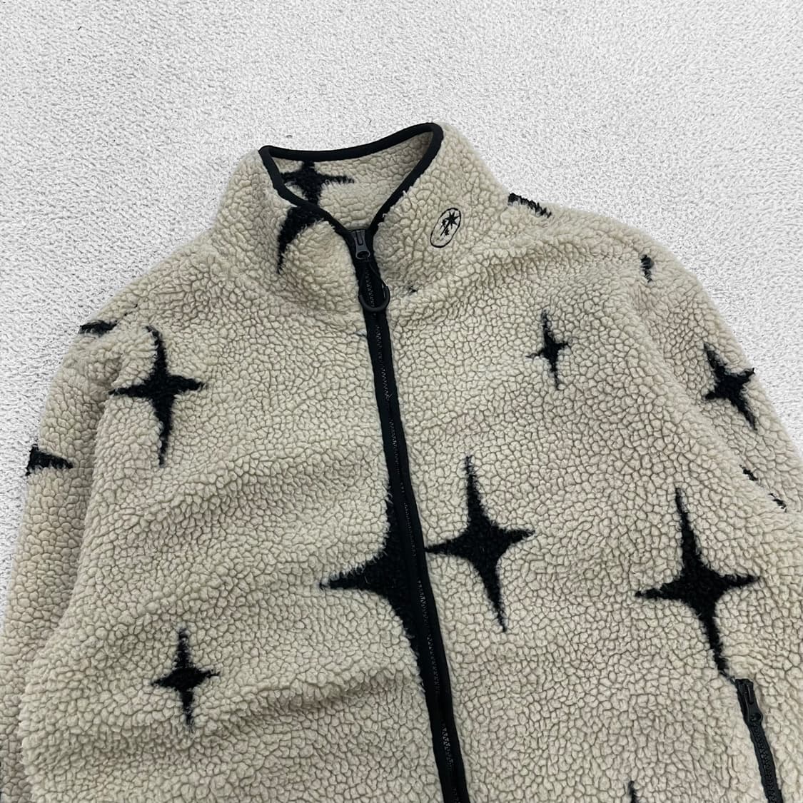 나이스고스트클럽 샤이닝 후리스 자켓 베이지 상품이미지2