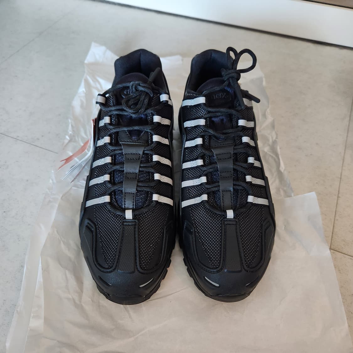 나이키 에어맥스95 NDSTRKT 280 블랙 상품이미지1