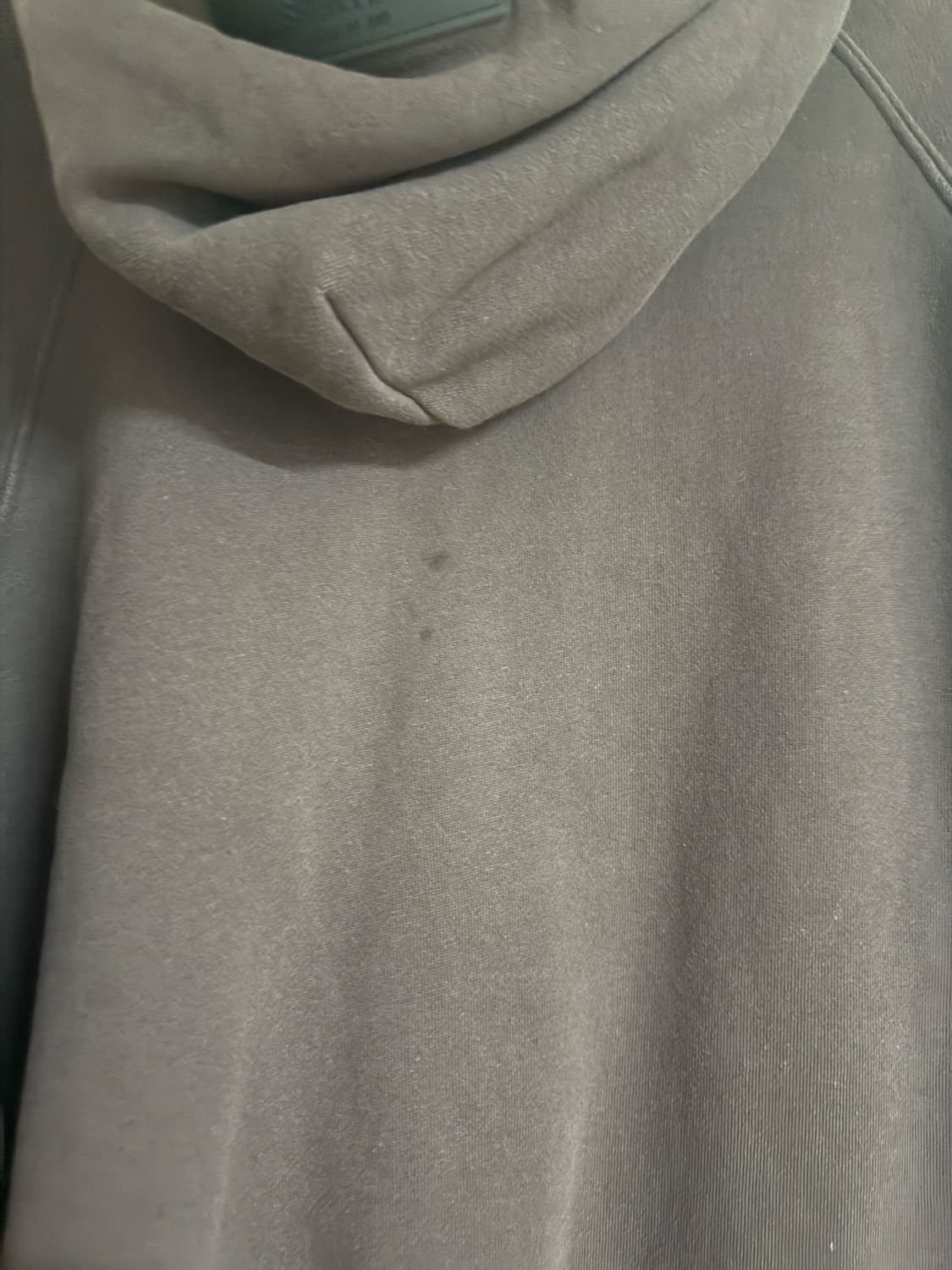 에센셜 피오갓 브라운 후드티 상품이미지3