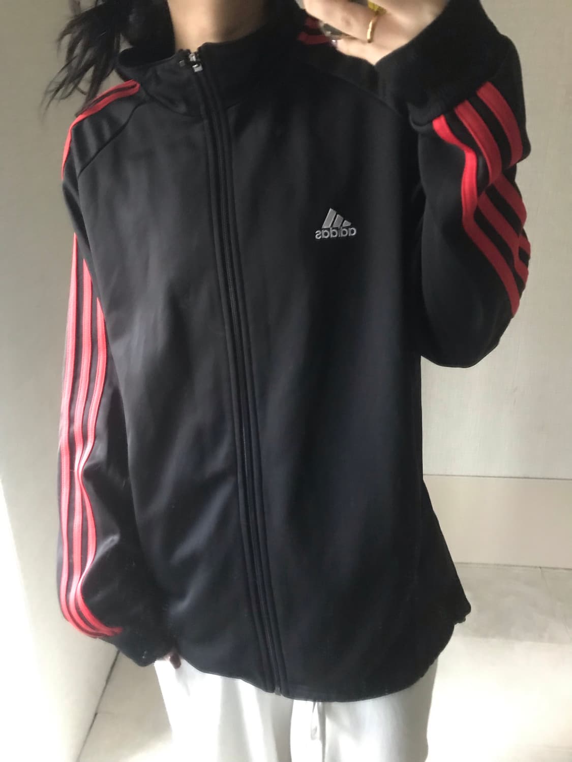 아디다스 블랙 레드 져지 상품이미지3