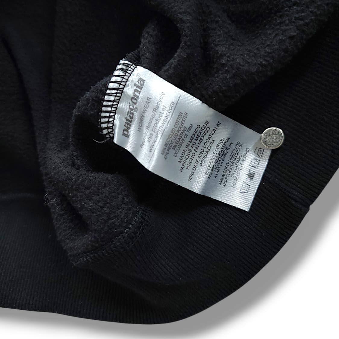 [L] 파타고니아 블랙 레귤러핏 기모 후드티셔츠 상품이미지9