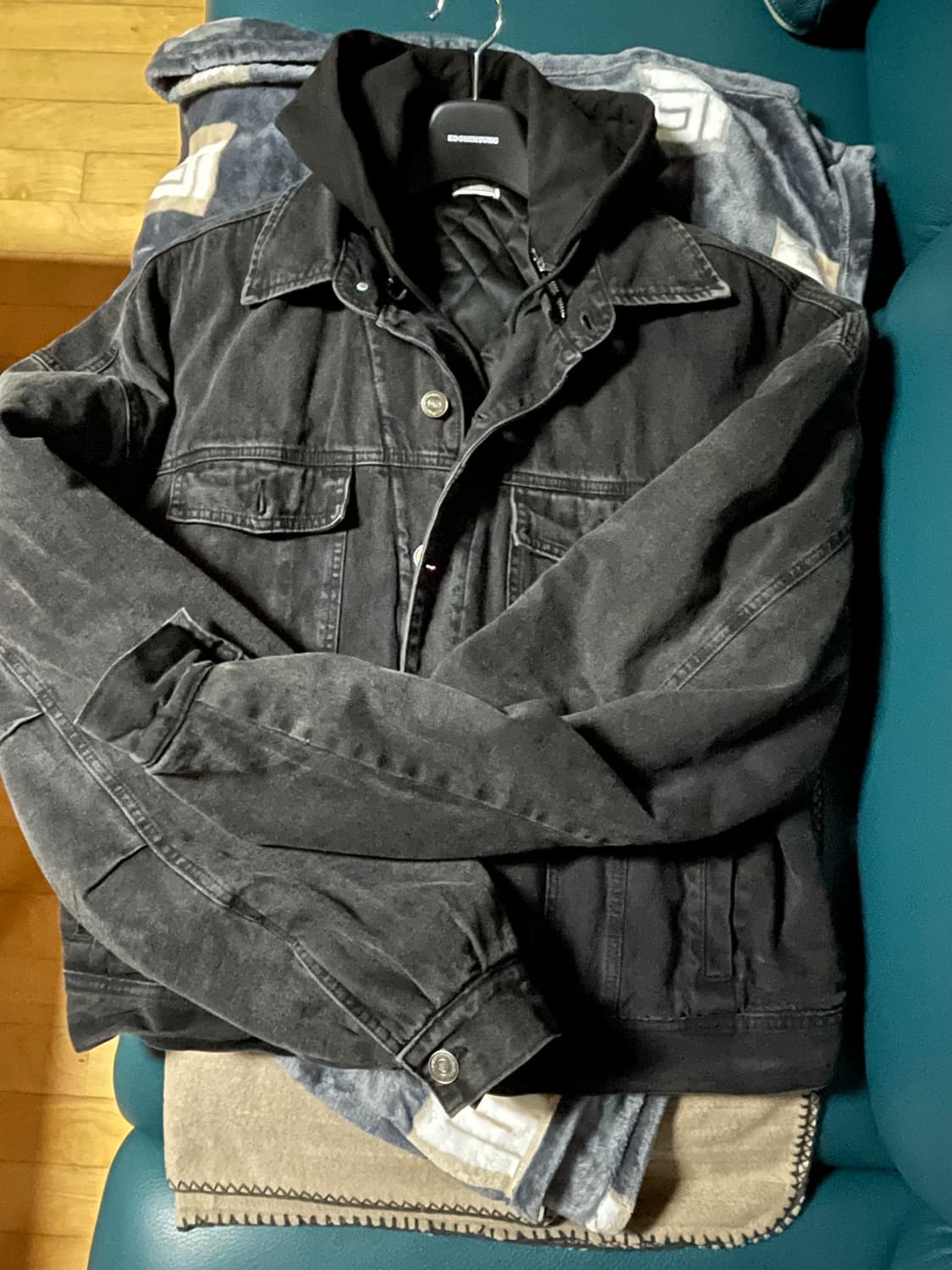 윌리차바리아 데님후드자켓 상품이미지3