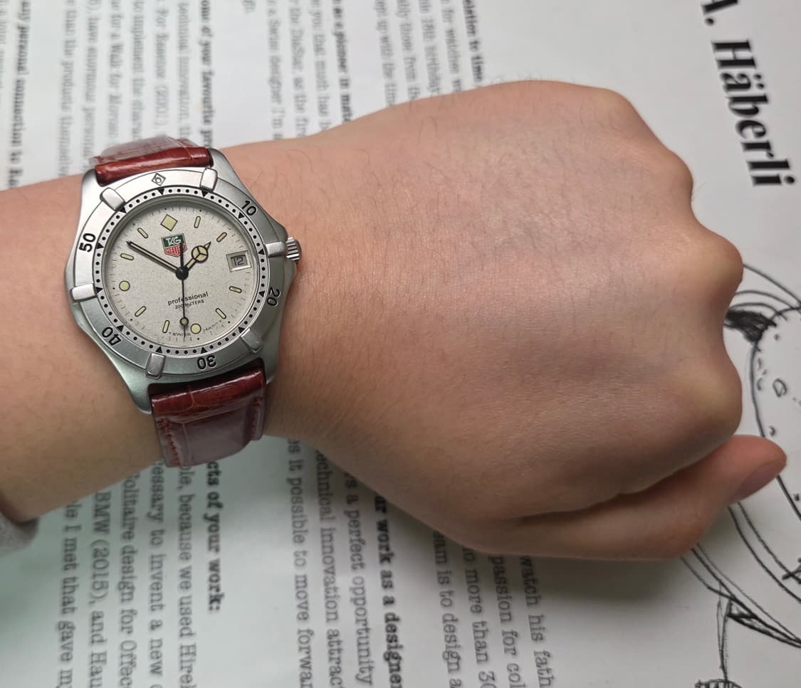 빈티지 태그호이어 프로페셔널 2000 컬러로고 회판 벤츠핸즈 쿼츠 남성용 상품이미지7