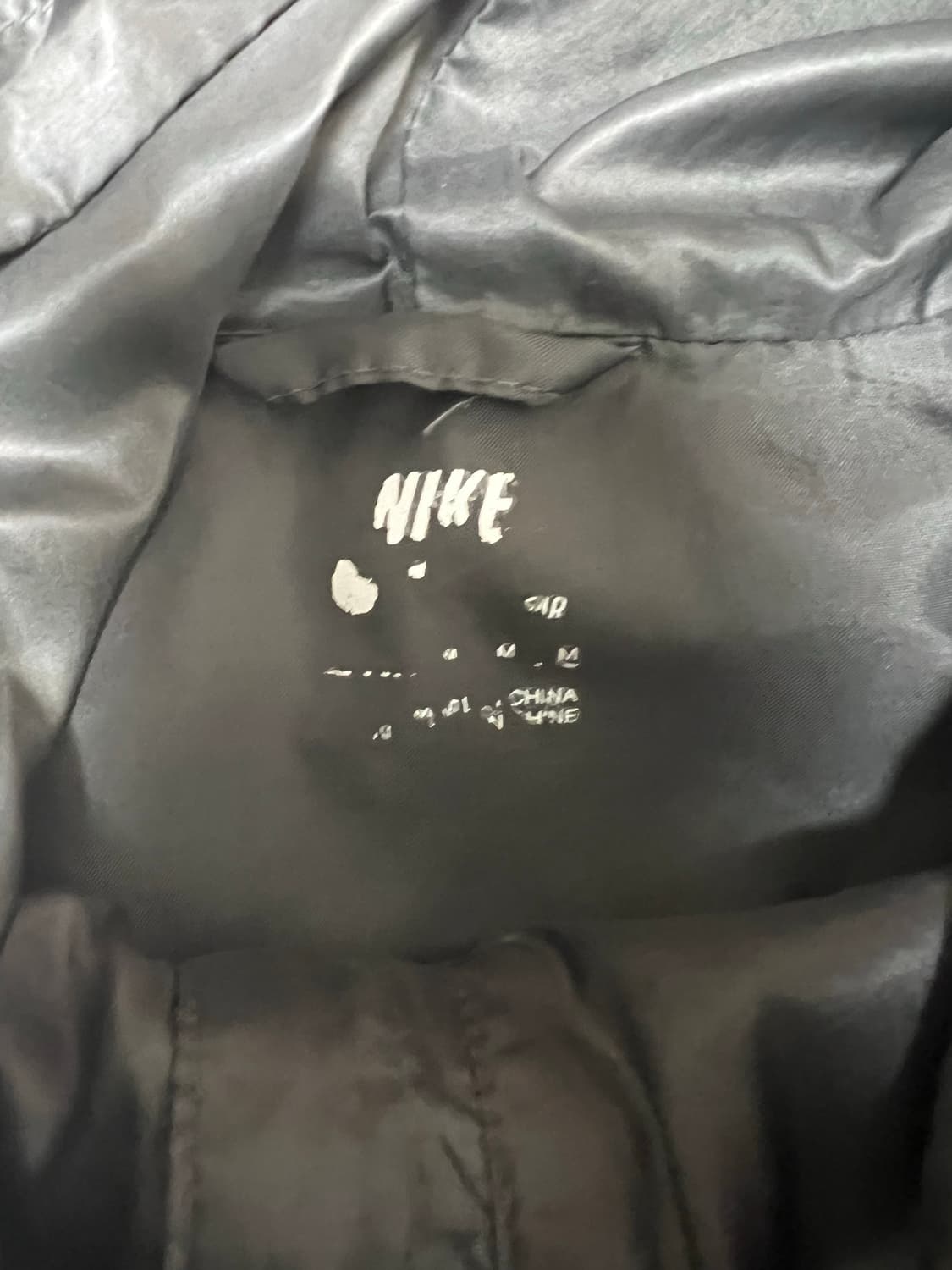 나이키 블랙 차콜 윈드브레이커 바람막이 상품이미지3