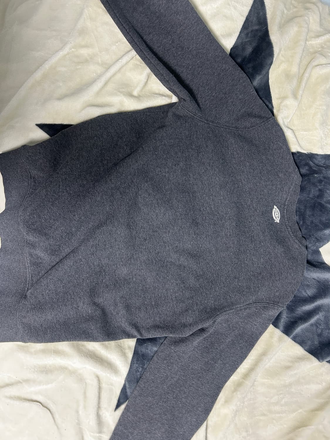 디키즈 맨투맨 팝니다 상품이미지2