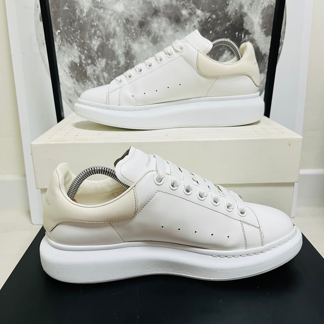 정품 43) 알렉산더 맥퀸 베이지탭 오버솔 스니커즈 275~280 상품이미지2