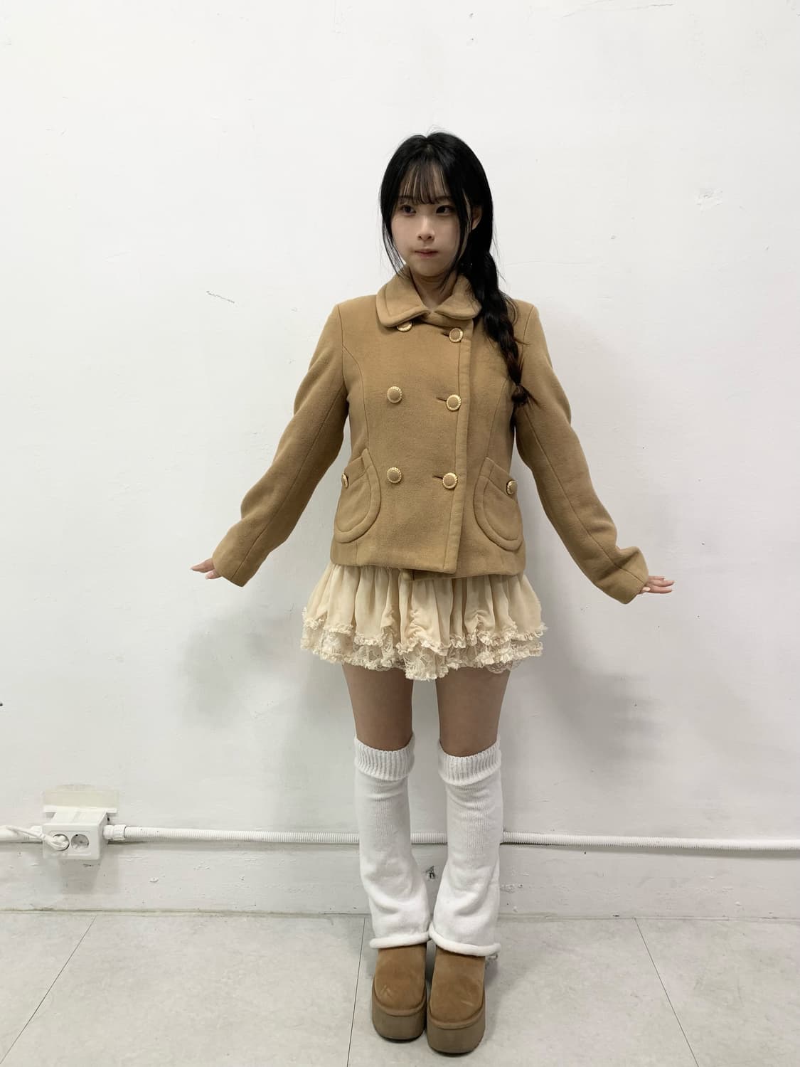 [INGNI] 잉그니 라떼갸루 리락쿠마 안감도트 숏코트 상품이미지2