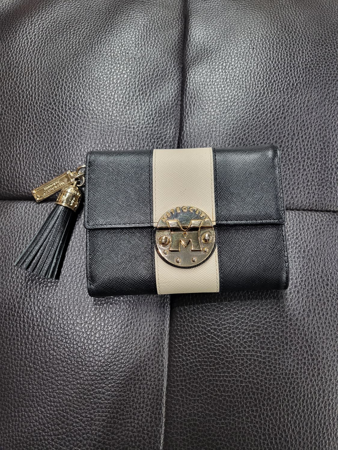 메트로시티 사피아노 반지갑 상품이미지1