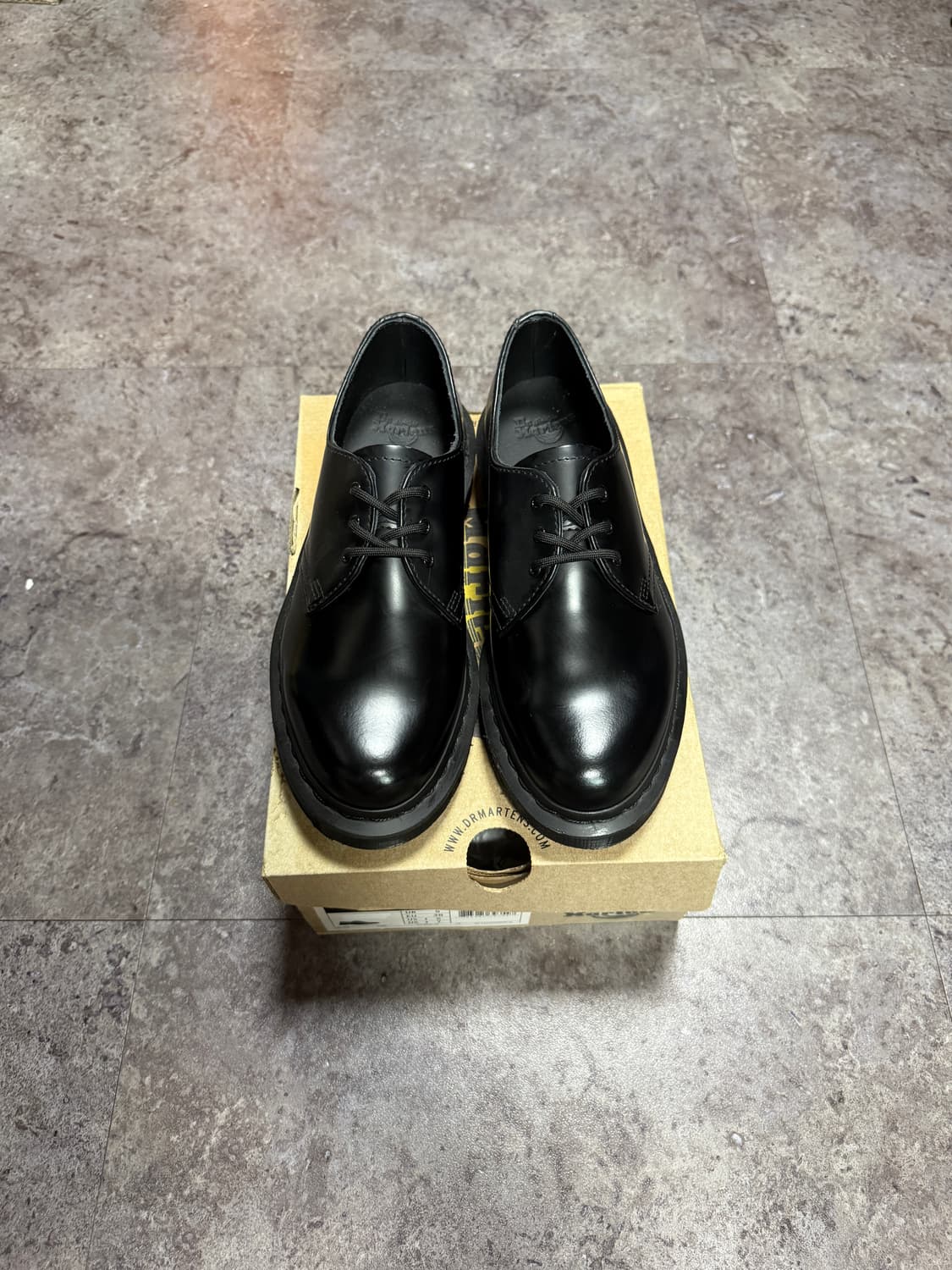 닥터마틴 1461 모노 240 새상품 풀박스 상품이미지2