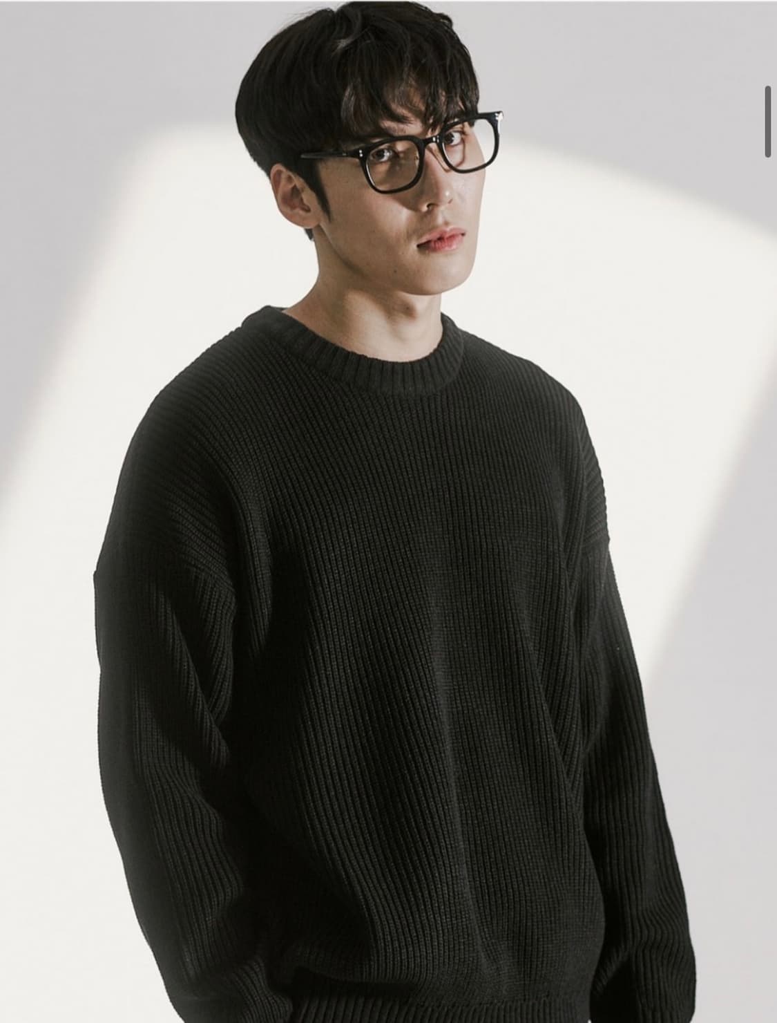 미니멀코드 소프트 필링 세미오버 라운드 니트 블랙 상품이미지2