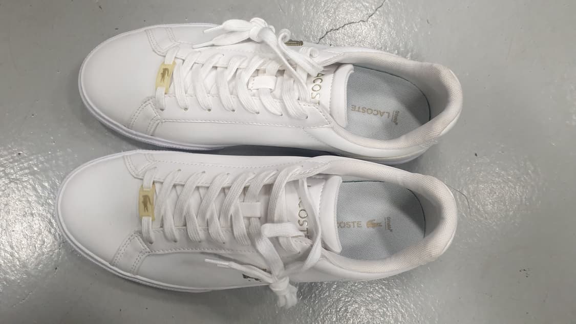 라코스테 화이트 스니커즈 us9 270 새거 상품이미지3