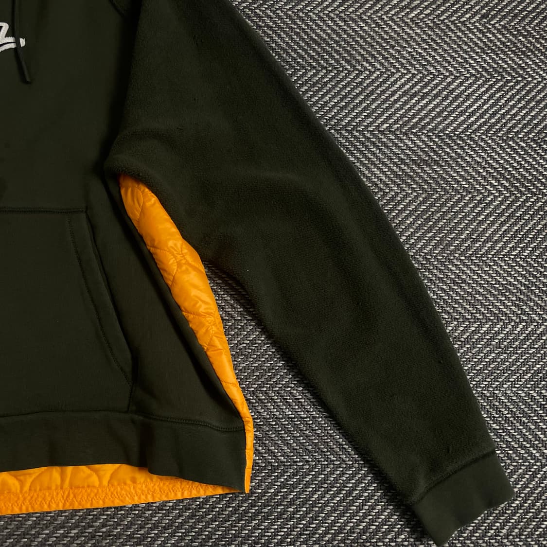 나이키 NSW 퀼티드 믹스업 후드 티셔츠o 3520 상품이미지3