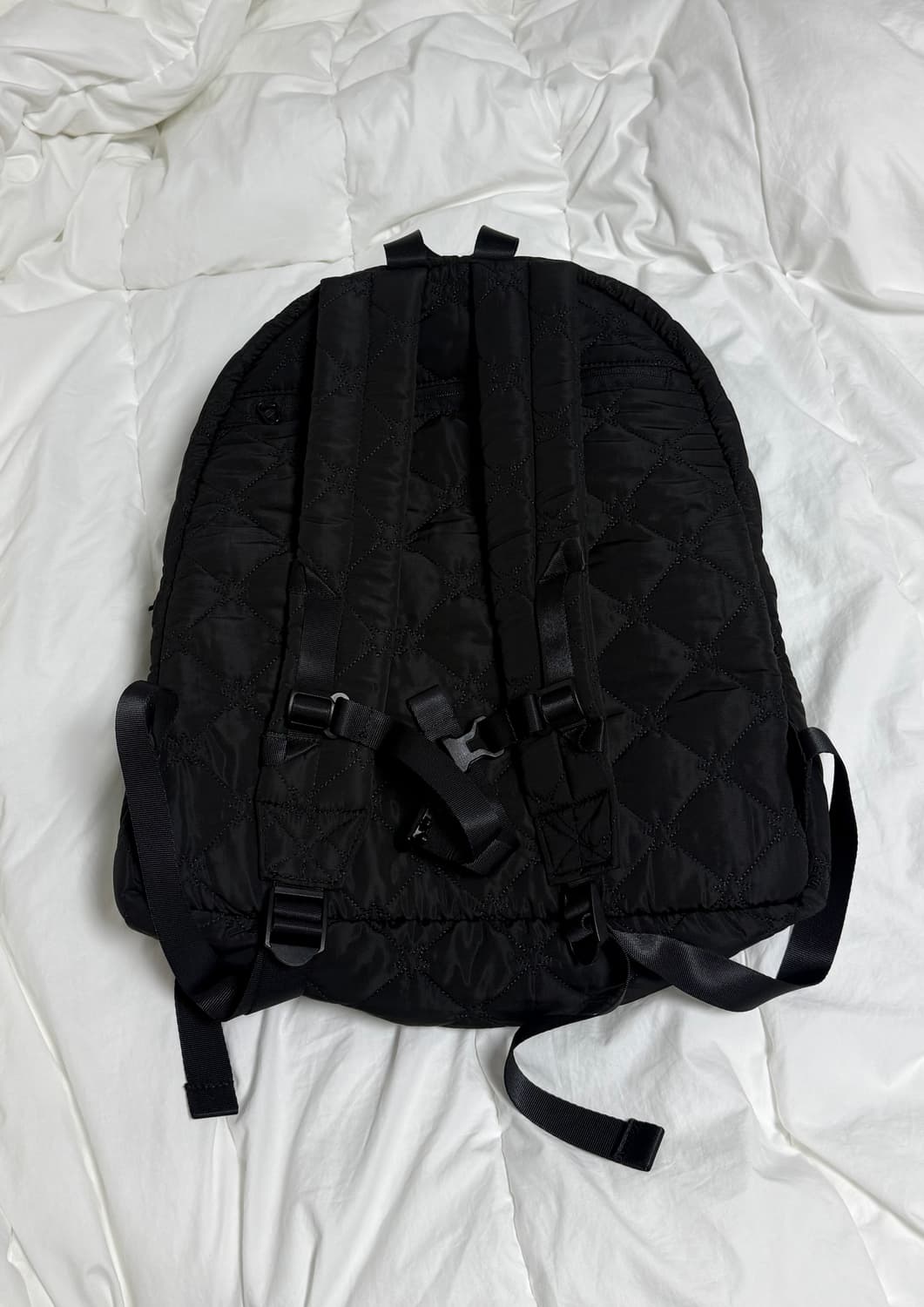 오호스 스타퀄트 패디드 백팩 가방 상품이미지5