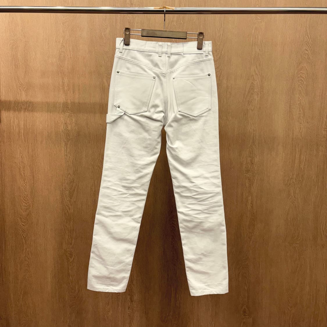 존 로렌스 설리반 스트레이트 데님 팬츠 페널 절개 스트랩 디테일 화이트 상품이미지3