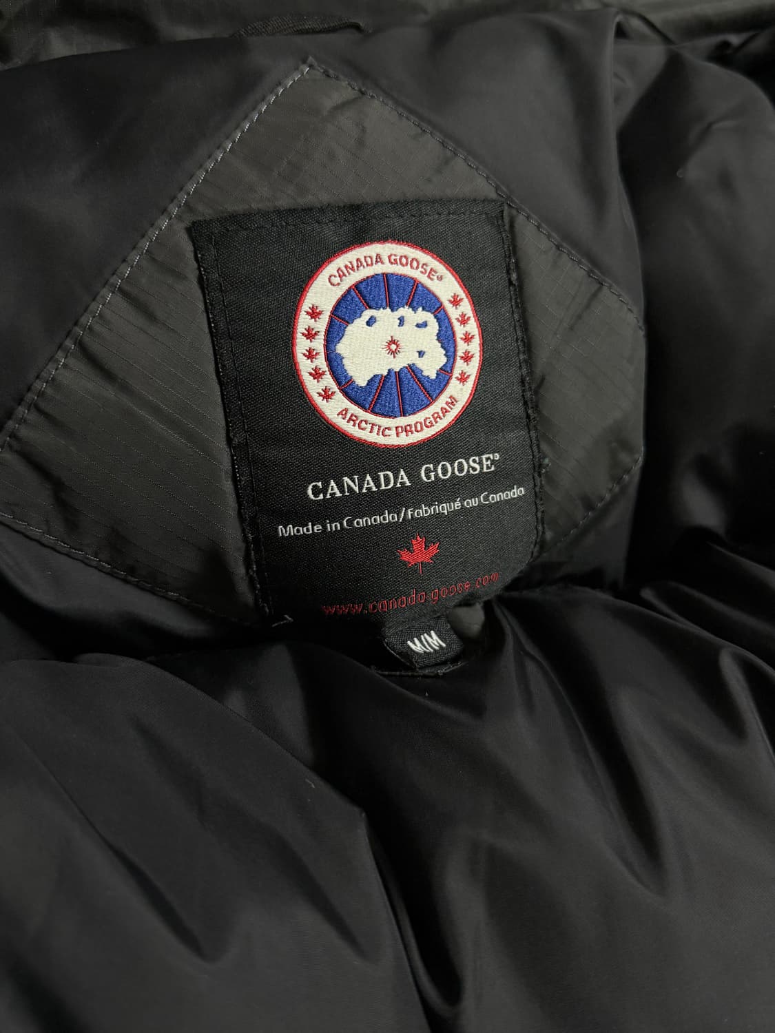(M) 캐나다구스 매니토바 패딩 블랙 상품이미지7