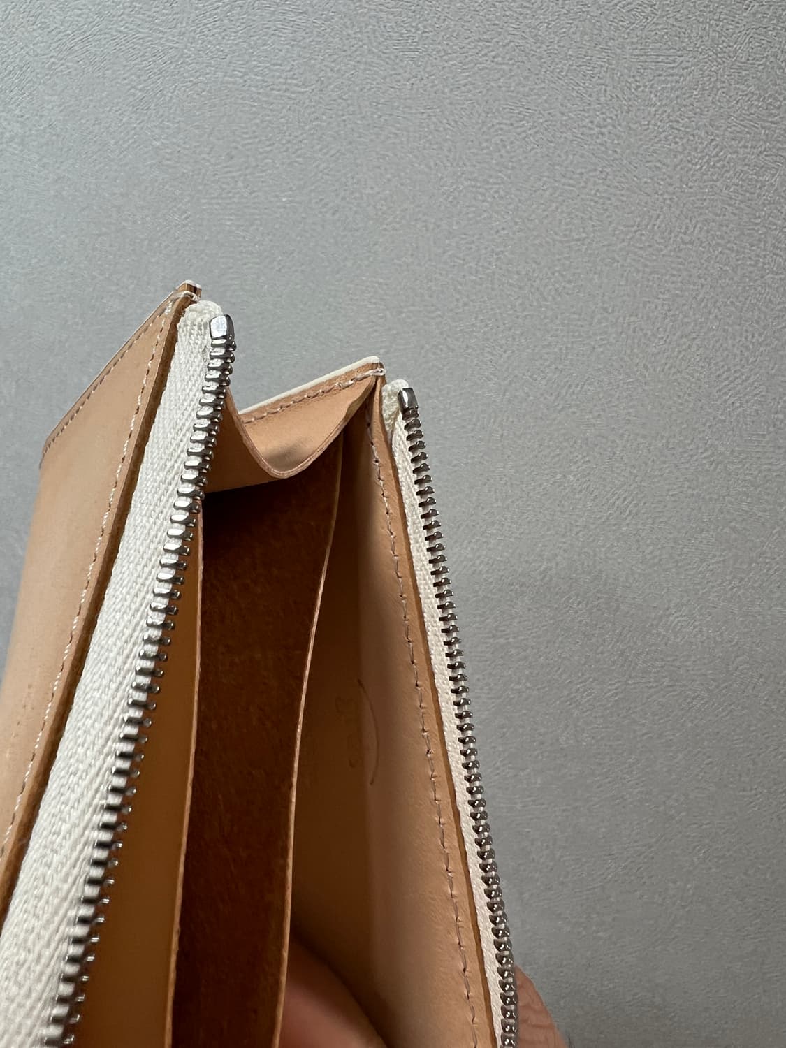 [새상품] grds 그라더스 half zip 반지갑 네츄럴 상품이미지7