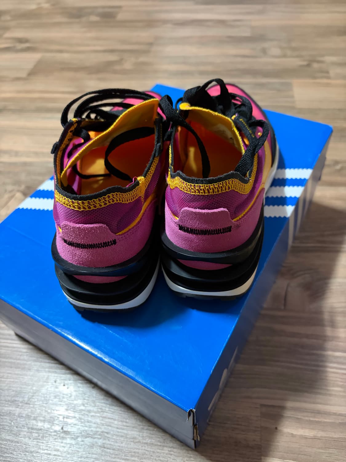 5번착용] 나이키 와플 원 액티브 푸시아 230mm 운동화 상품이미지3