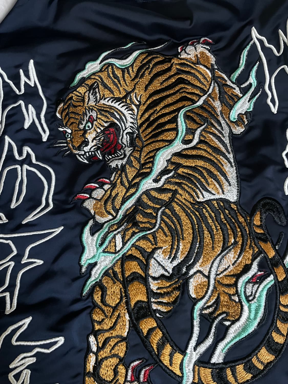 낫포너드 Tiger Satin Blouson Jacket 상태:새상품 상품이미지4