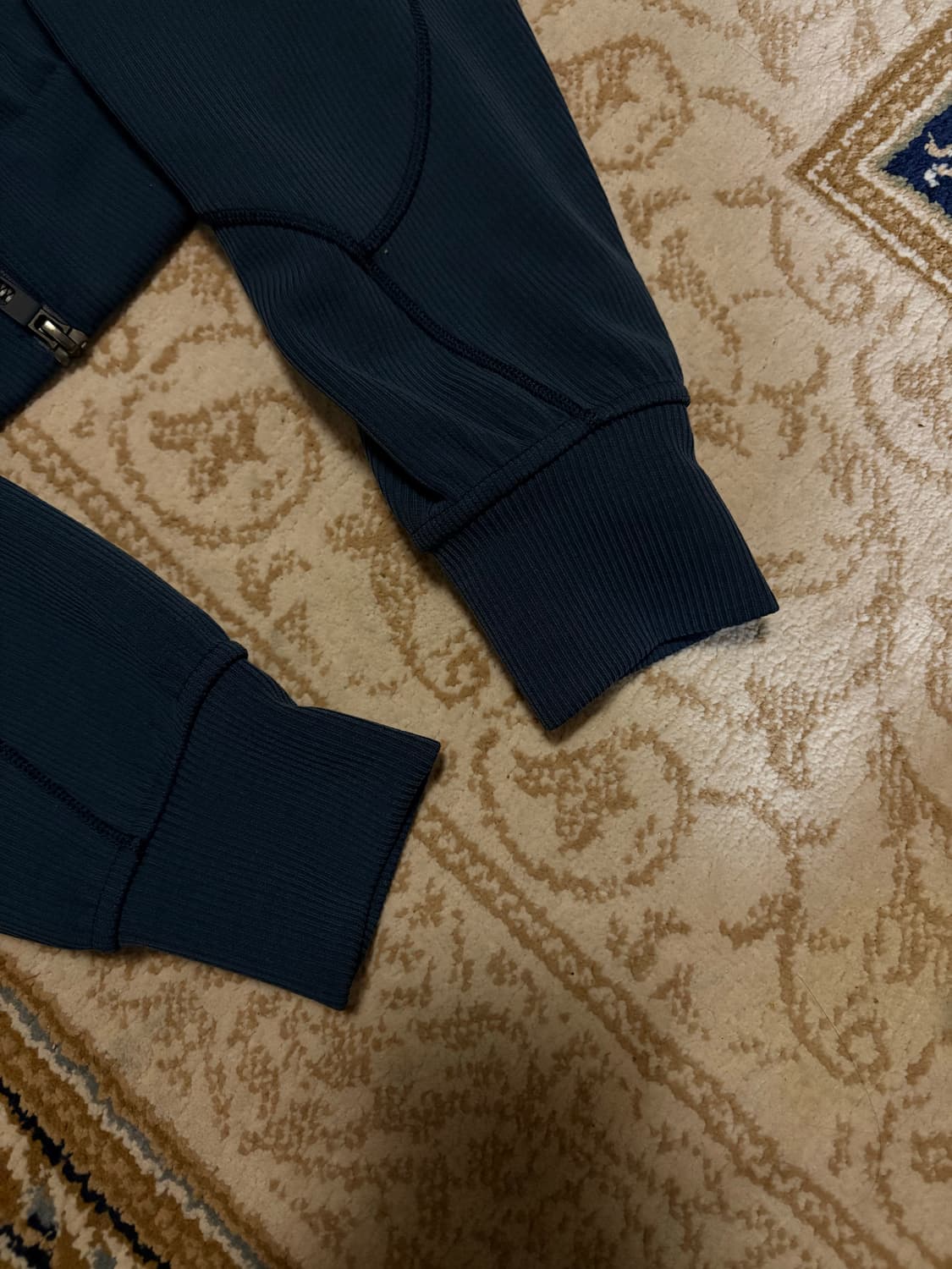 룰루레몬 크롭 자켓  상품이미지4