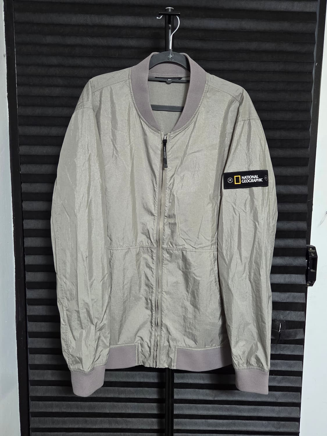 [내셔널지오그래픽] 미노우 항공점퍼 판매합니다. 상품이미지1