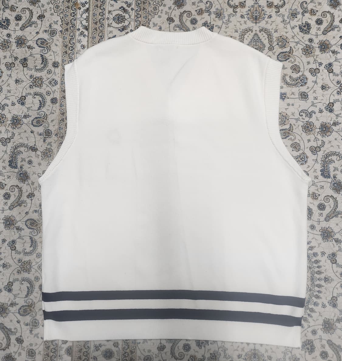 자라 로고 니트 베스트 XL 상품이미지2