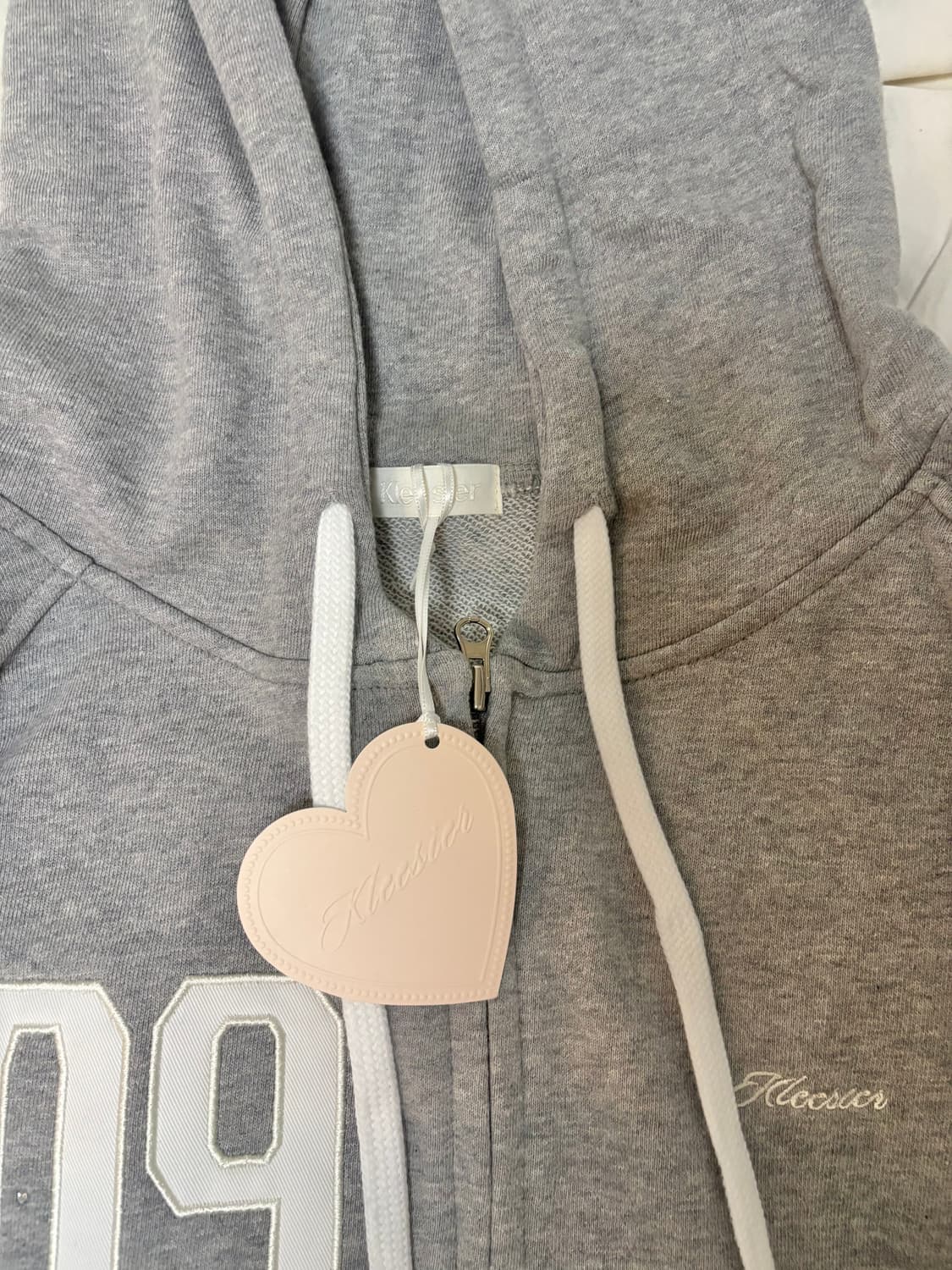 (새상품)클리시어 09 넘버링 후드집업 그레이 상품이미지6