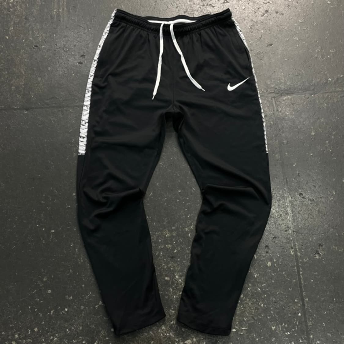 105 나이키 드라이핏 팬츠 상품이미지1