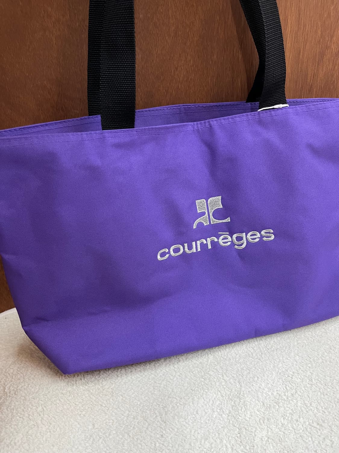 꾸레쥬 로고 쇼퍼백 퍼플 상품이미지4