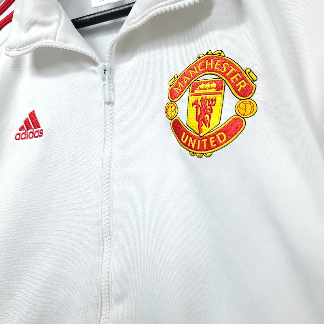 [100] 아디다스 화이트&레드 맨체스터유나이티드 퍼포먼스 트랙탑져지 상품이미지5