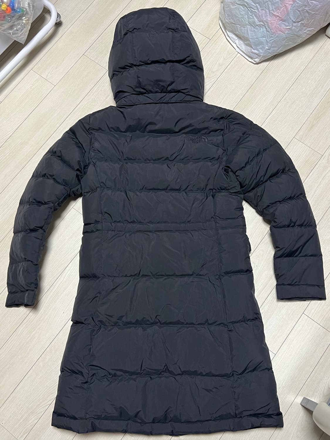 노스페이스 블랙 롱패딩 90사이즈(여성용) 상품이미지5