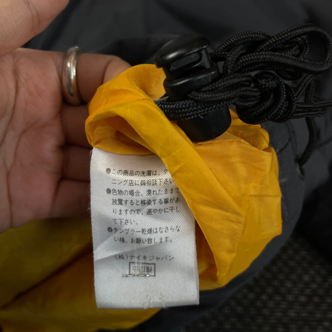 나이키 00s 올드스쿨 옐로우로고 차콜 다운 패딩 XL 상품이미지9