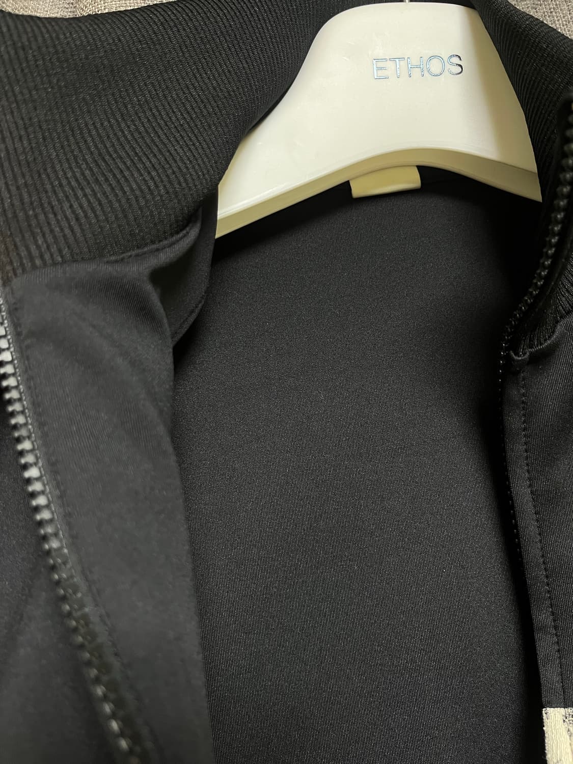 로레일즈 loerails 트랙탑 상품이미지5