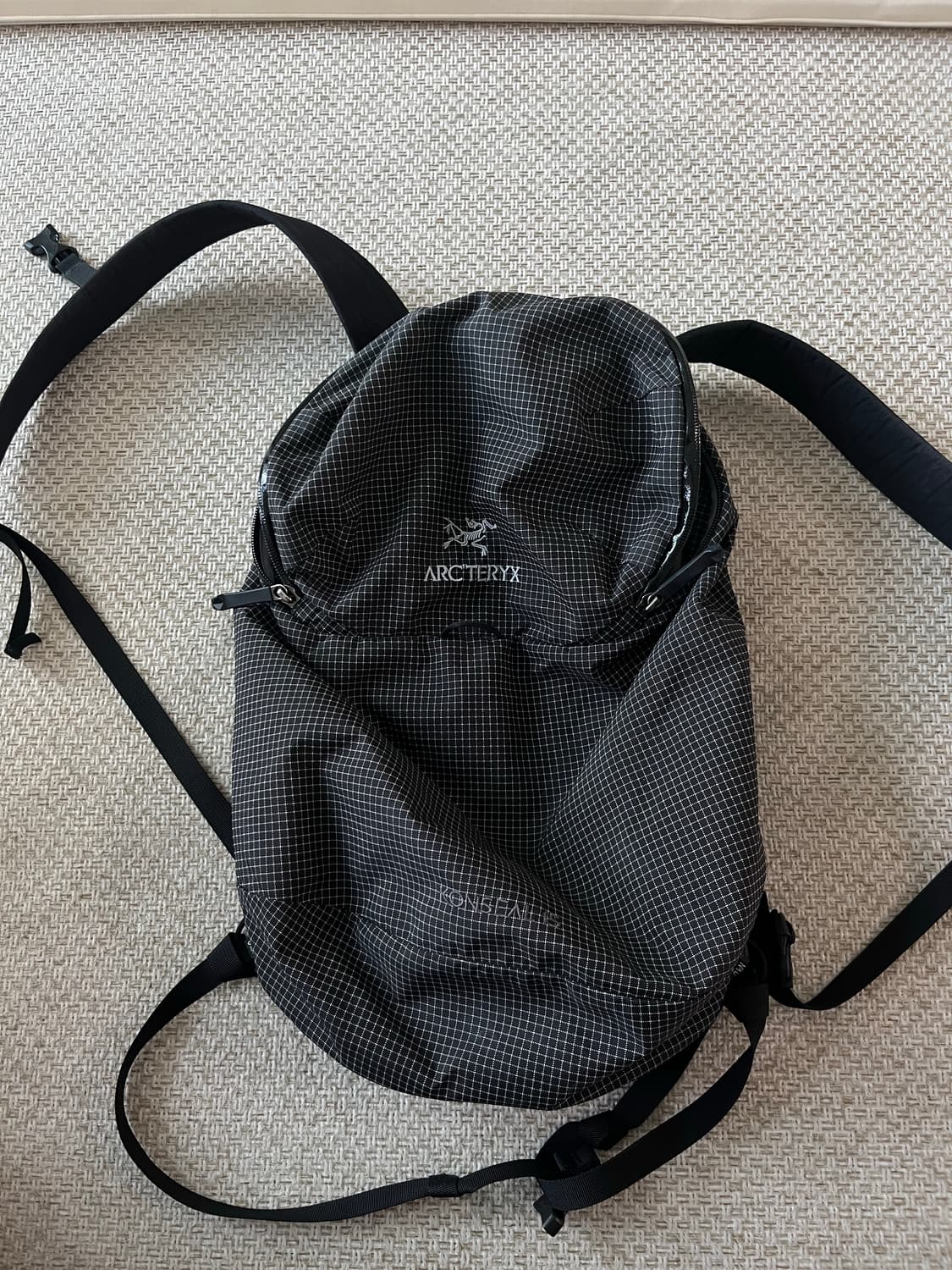 아크테릭스 컨실 백팩 가방 상품이미지1