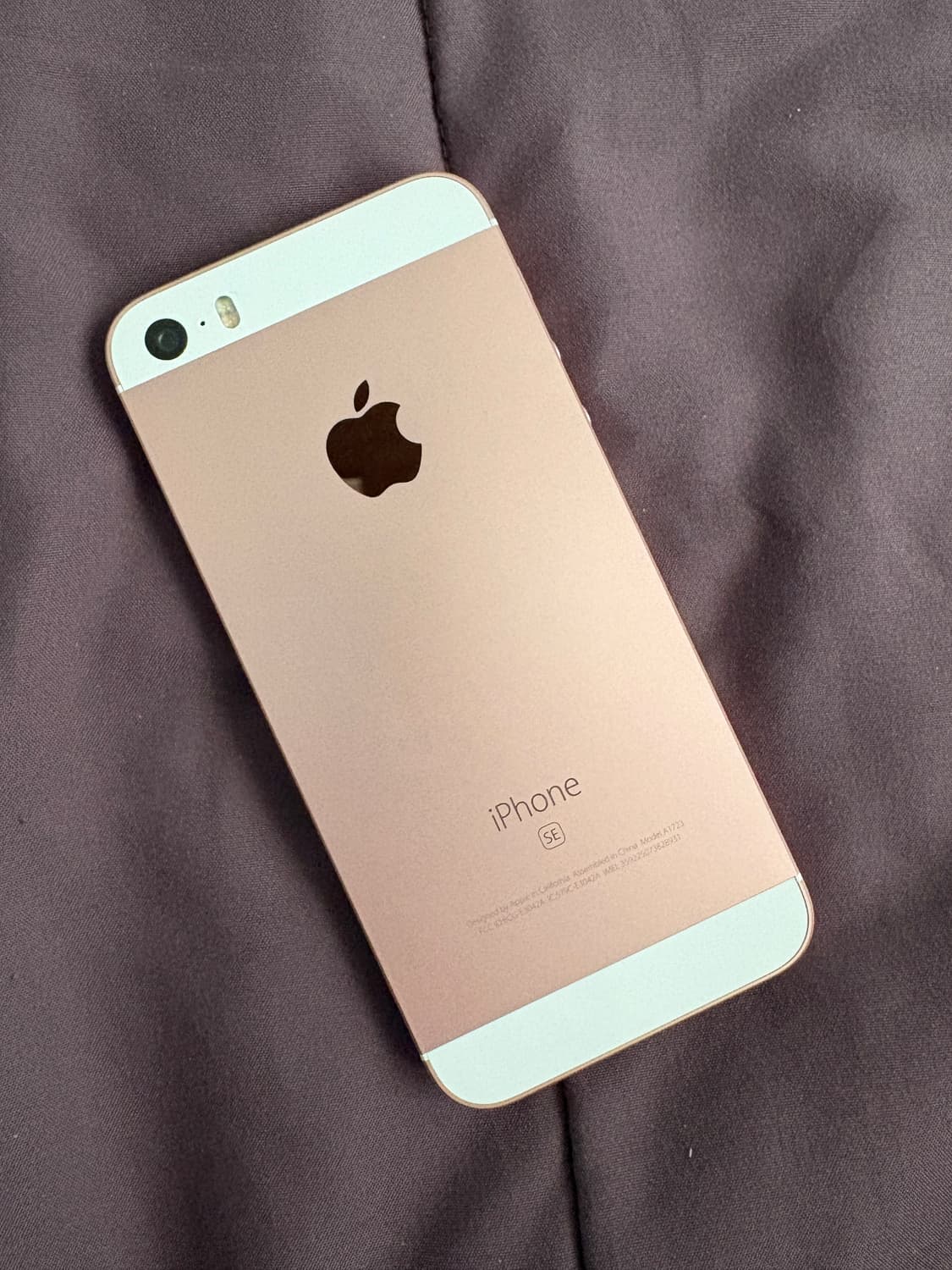 아이폰se1 로즈골드 64g 배터리성능100% 상품이미지1