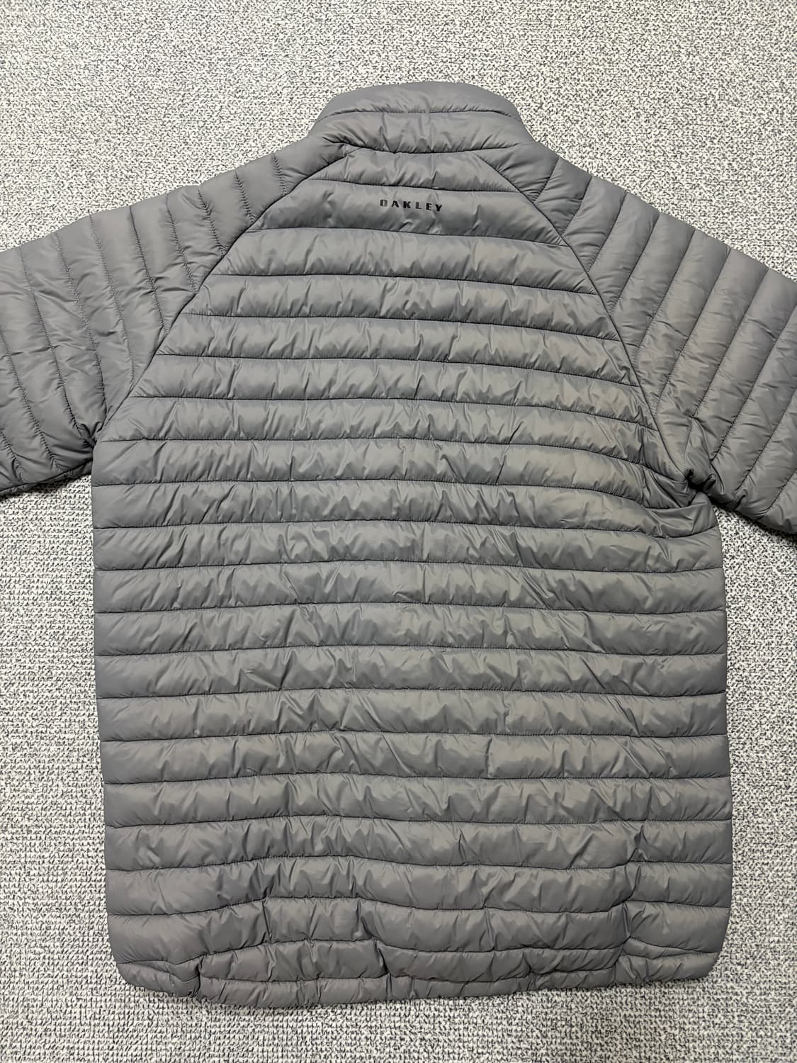오클리 경량 패딩 자켓 그레이 상품이미지3