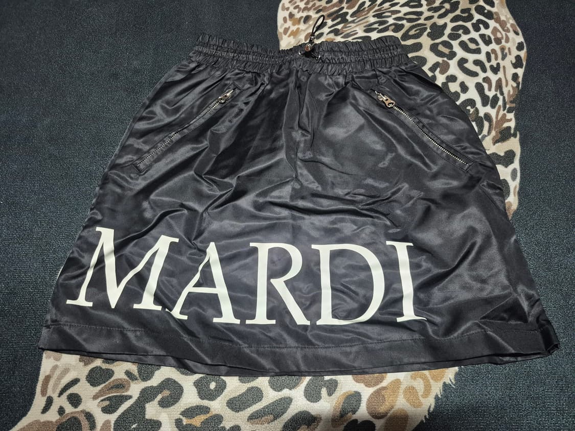 마르디 메크르디 로고 블랙 밴딩 스커트  상품이미지1